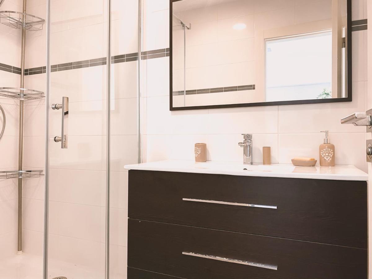 Apartamentos 3M Areas ポンテベドラ エクステリア 写真